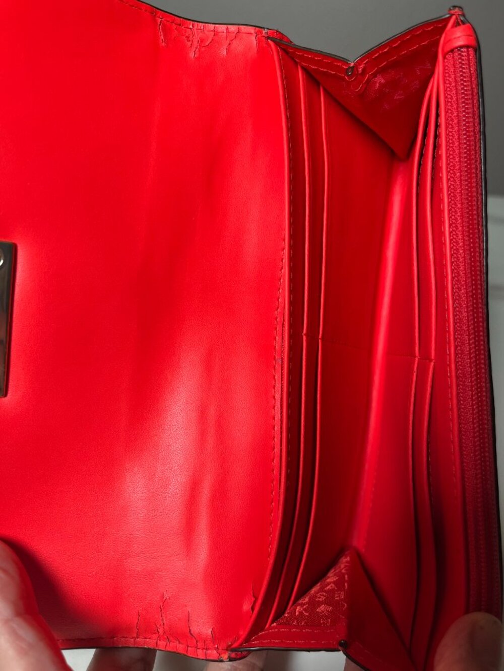 Kate Spade New York Red Pebbled Leather Turn Lock Continental Wallet - Picture 11 of 12